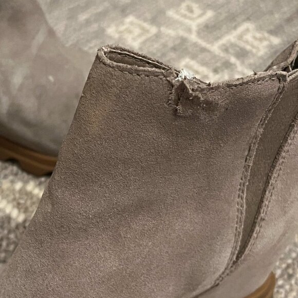Sorel Joan of Arctic wedge boot bootie suede grey 8 women *flaw* - Picture 4 of 11